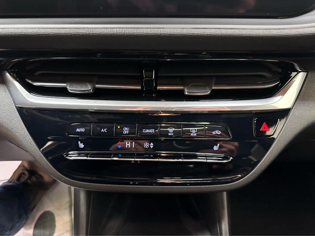 used 2024 Buick Envista car, priced at $27,500