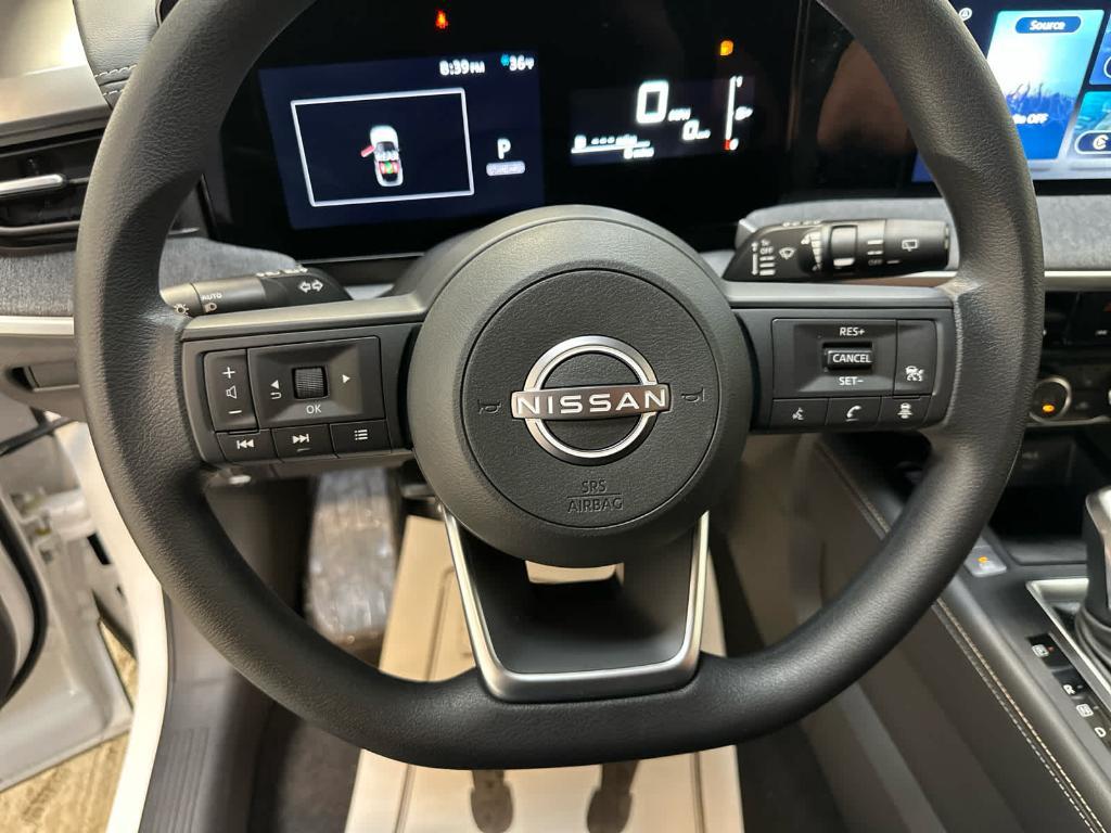 new 2025 Nissan Kicks car, priced at $29,535