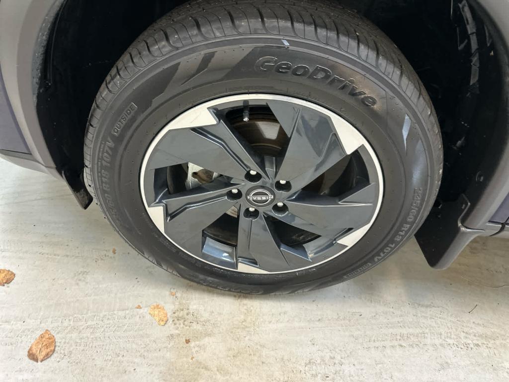 used 2024 Nissan Rogue car, priced at $27,989