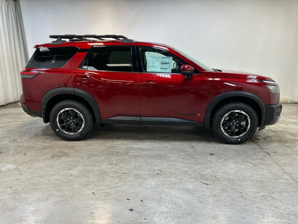 new 2025 Nissan Pathfinder car, priced at $44,958