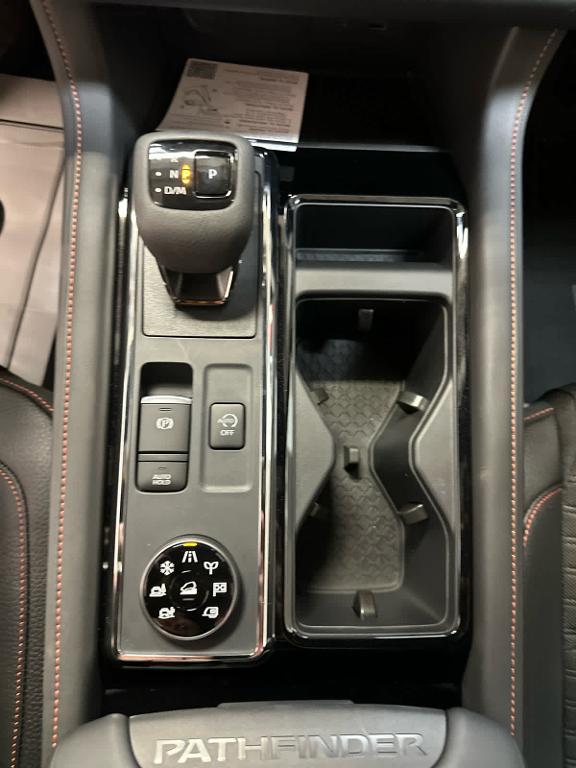 new 2025 Nissan Pathfinder car, priced at $44,958