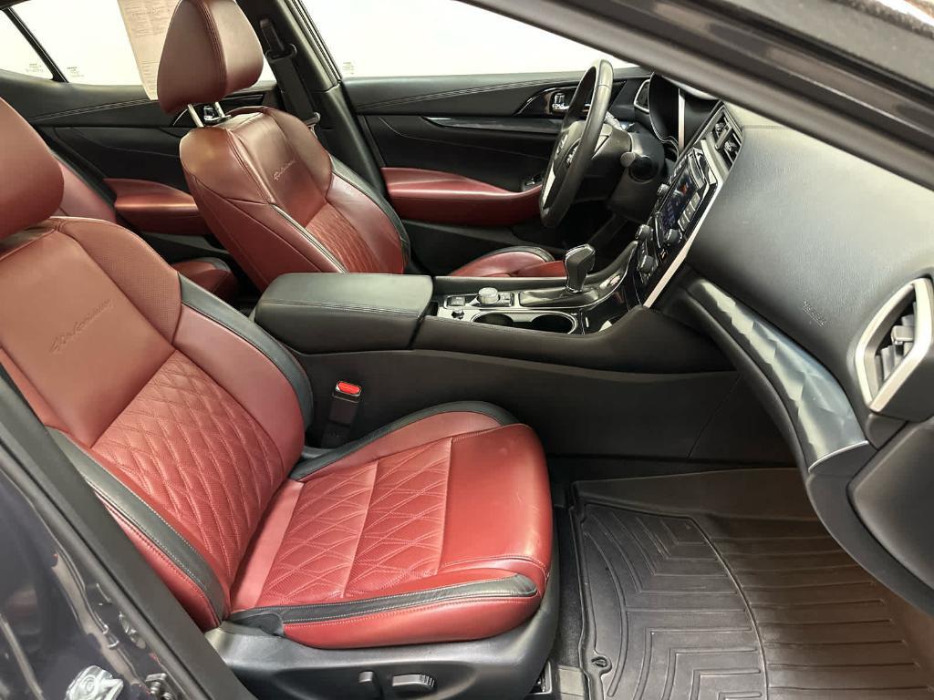used 2021 Nissan Maxima car, priced at $27,366