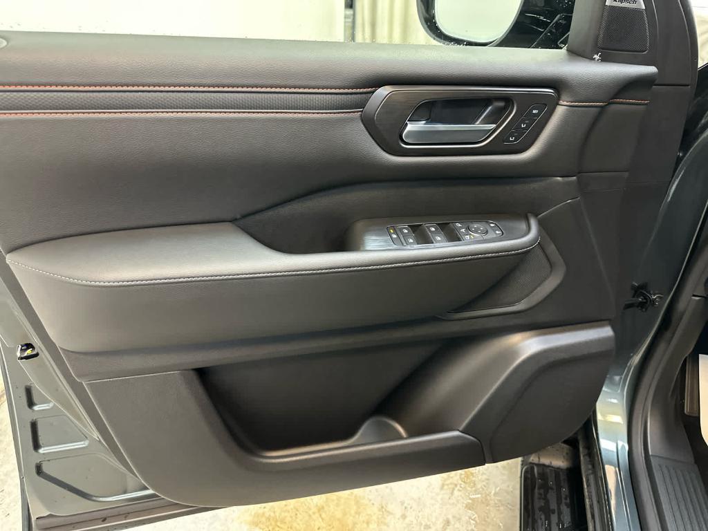 new 2025 Nissan Armada car, priced at $75,303