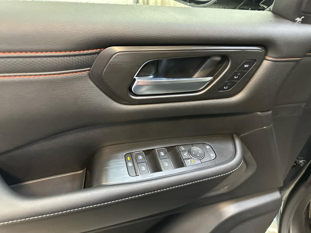 new 2025 Nissan Armada car, priced at $75,303