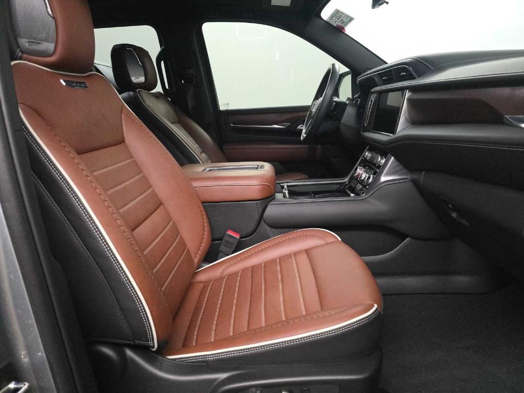 used 2024 GMC Yukon XL car, priced at $88,500