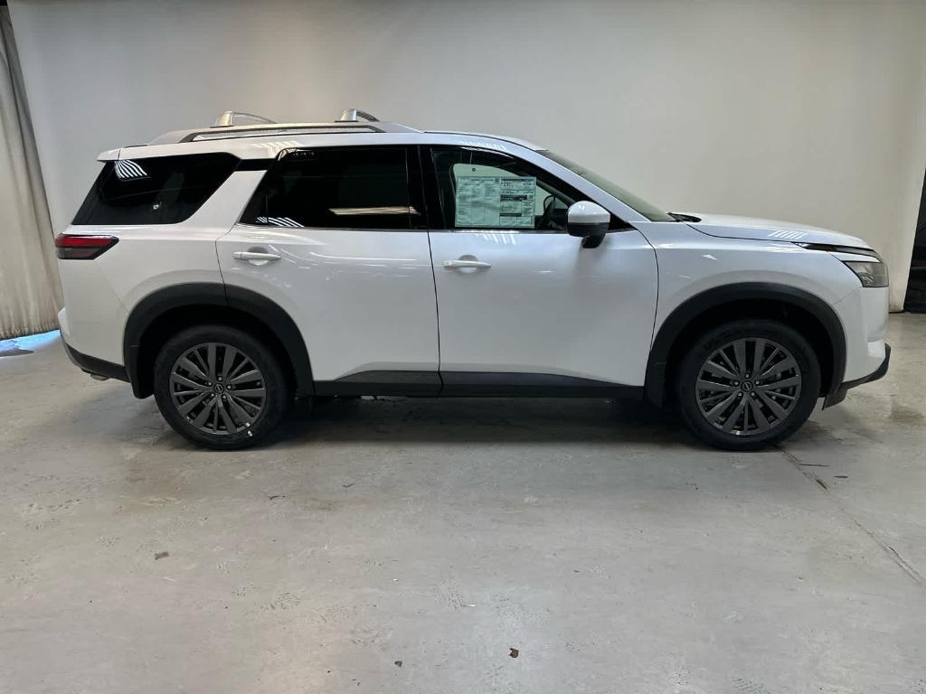 new 2025 Nissan Pathfinder car, priced at $47,878