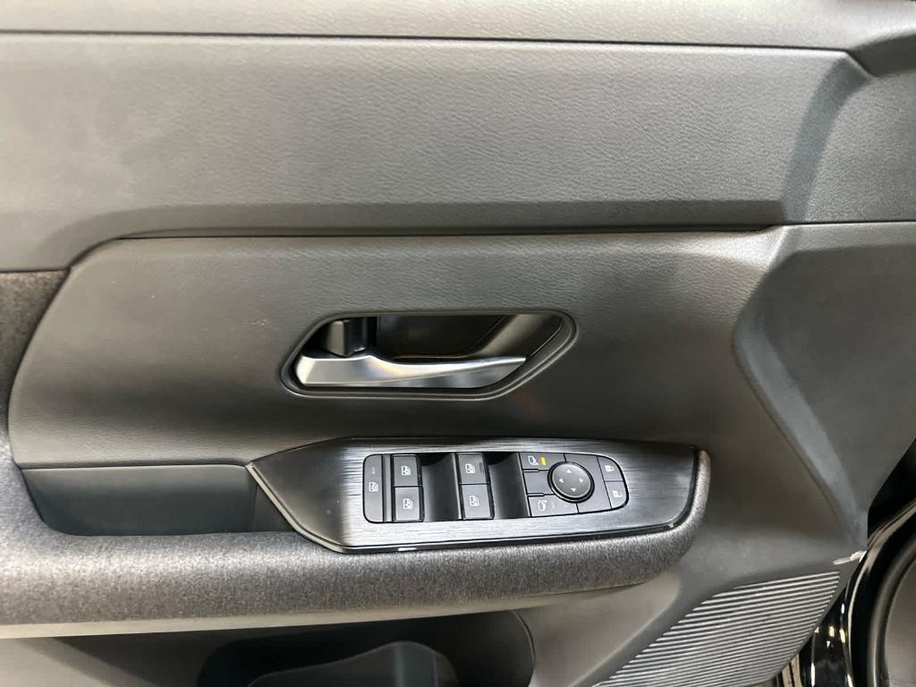 new 2026 Nissan Kicks car, priced at $28,744