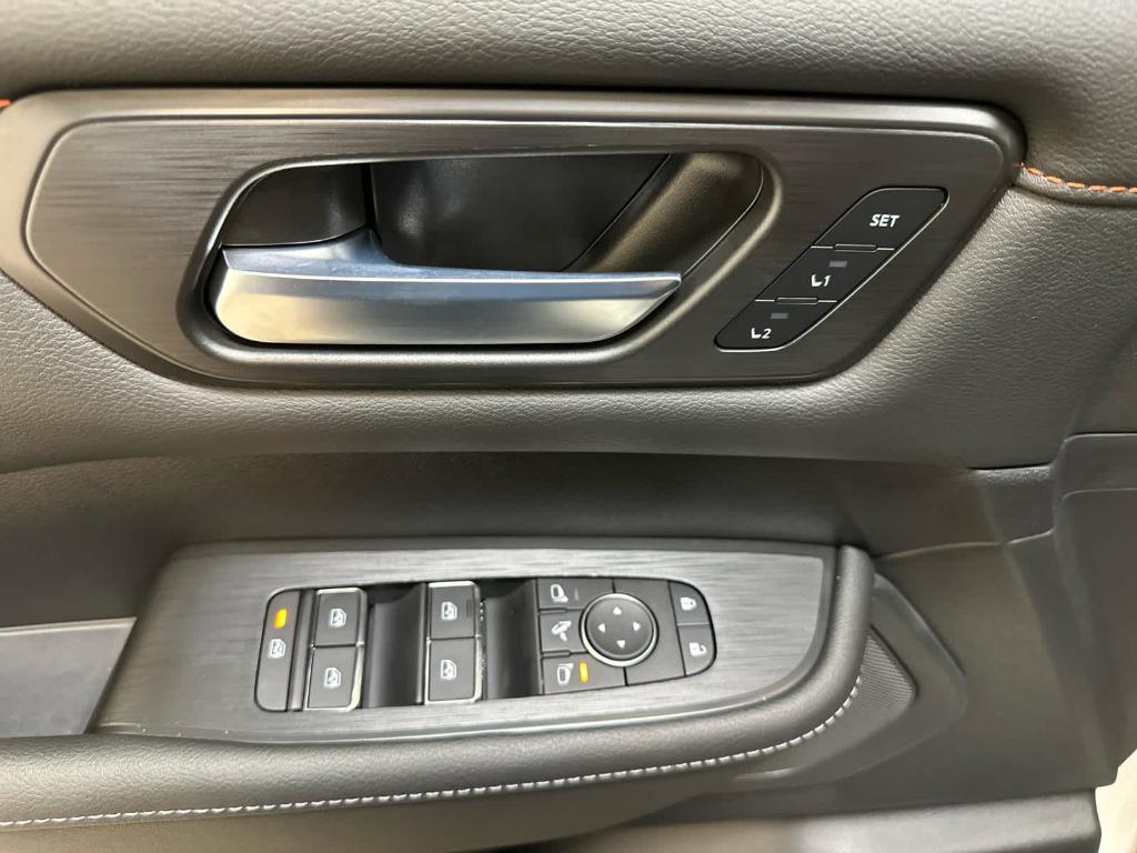 new 2025 Nissan Armada car, priced at $77,660