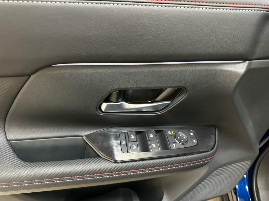 new 2025 Nissan Kicks car, priced at $30,778