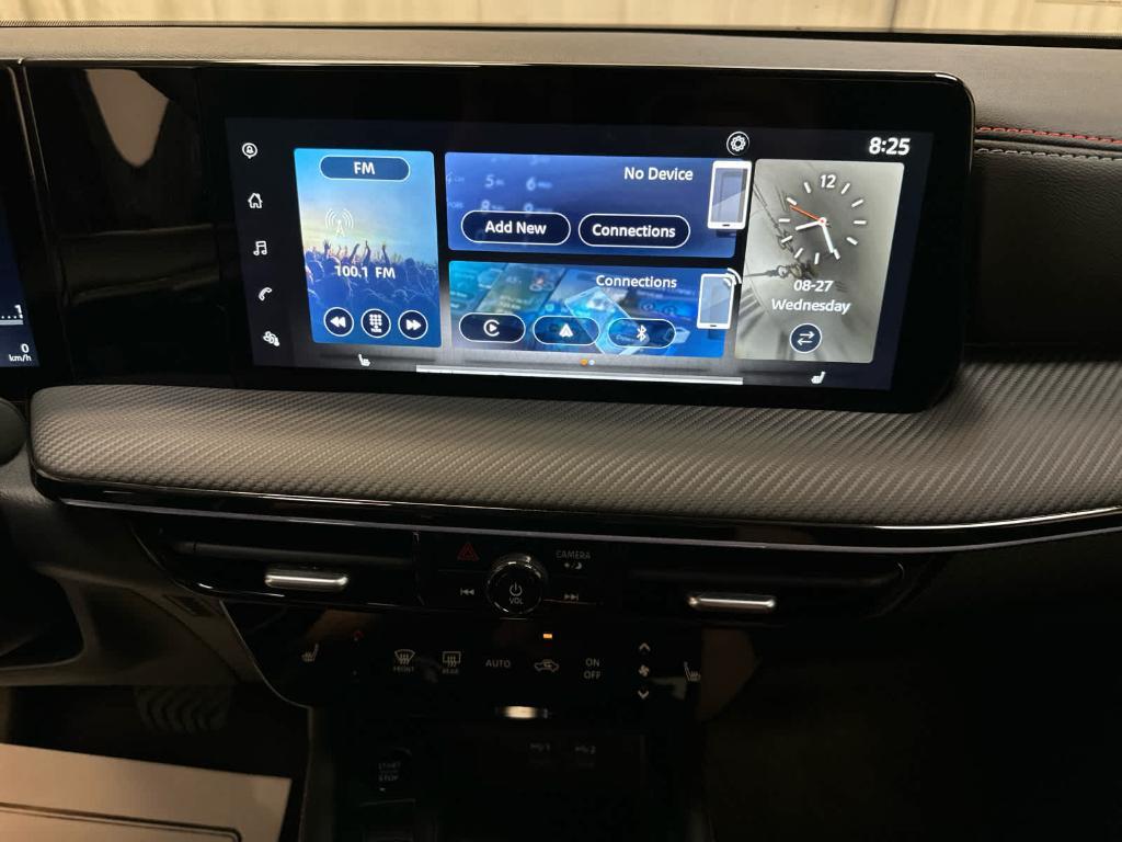 new 2025 Nissan Kicks car, priced at $30,778