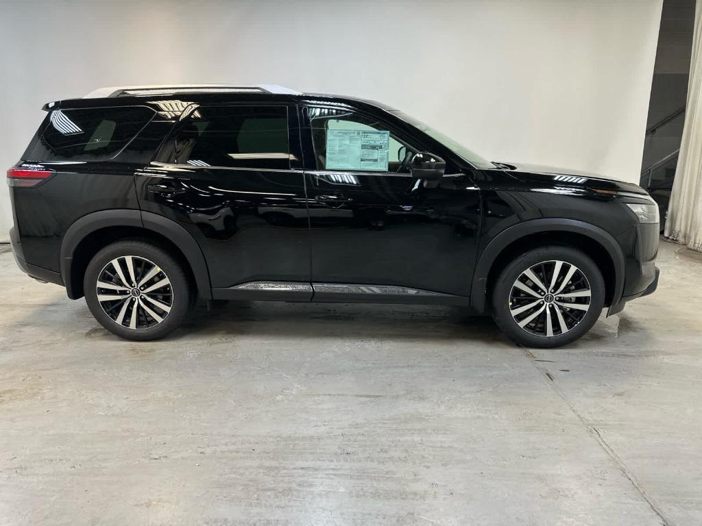 new 2025 Nissan Pathfinder car, priced at $50,504