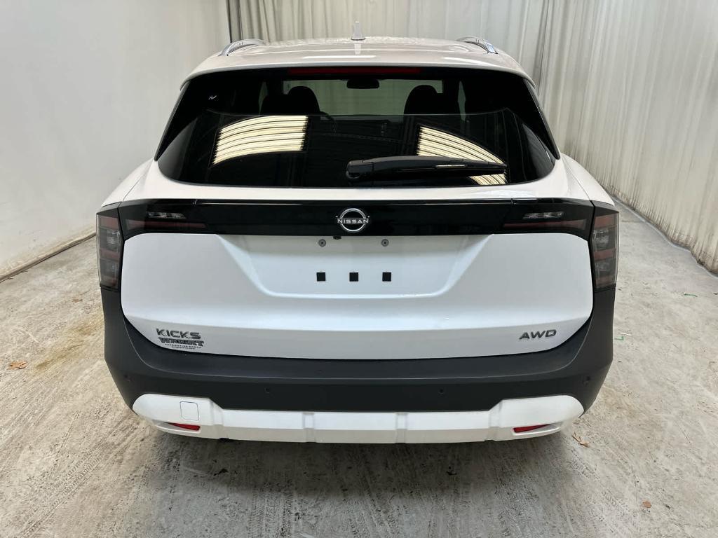 new 2025 Nissan Kicks car, priced at $29,105