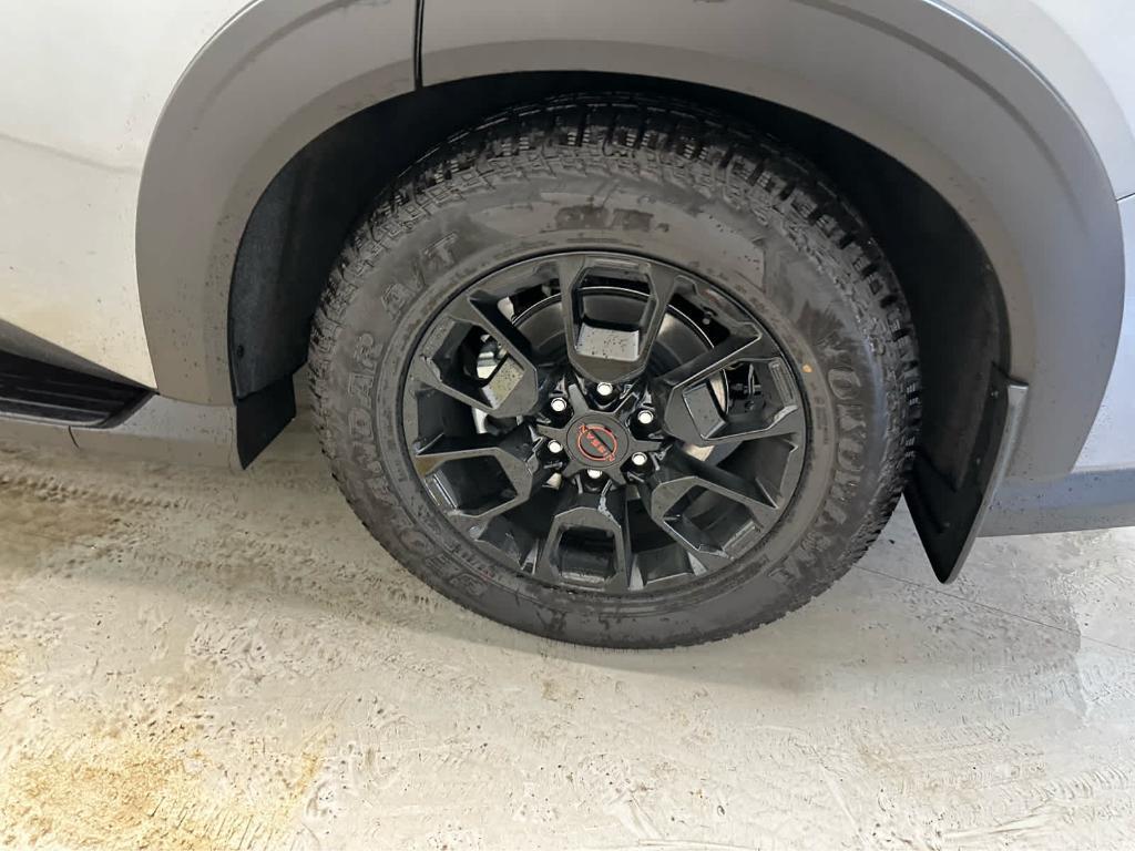 new 2025 Nissan Armada car, priced at $81,765