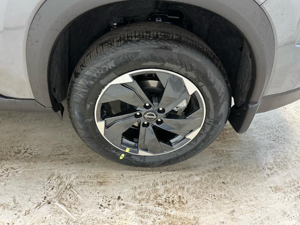 new 2025 Nissan Rogue car, priced at $32,104