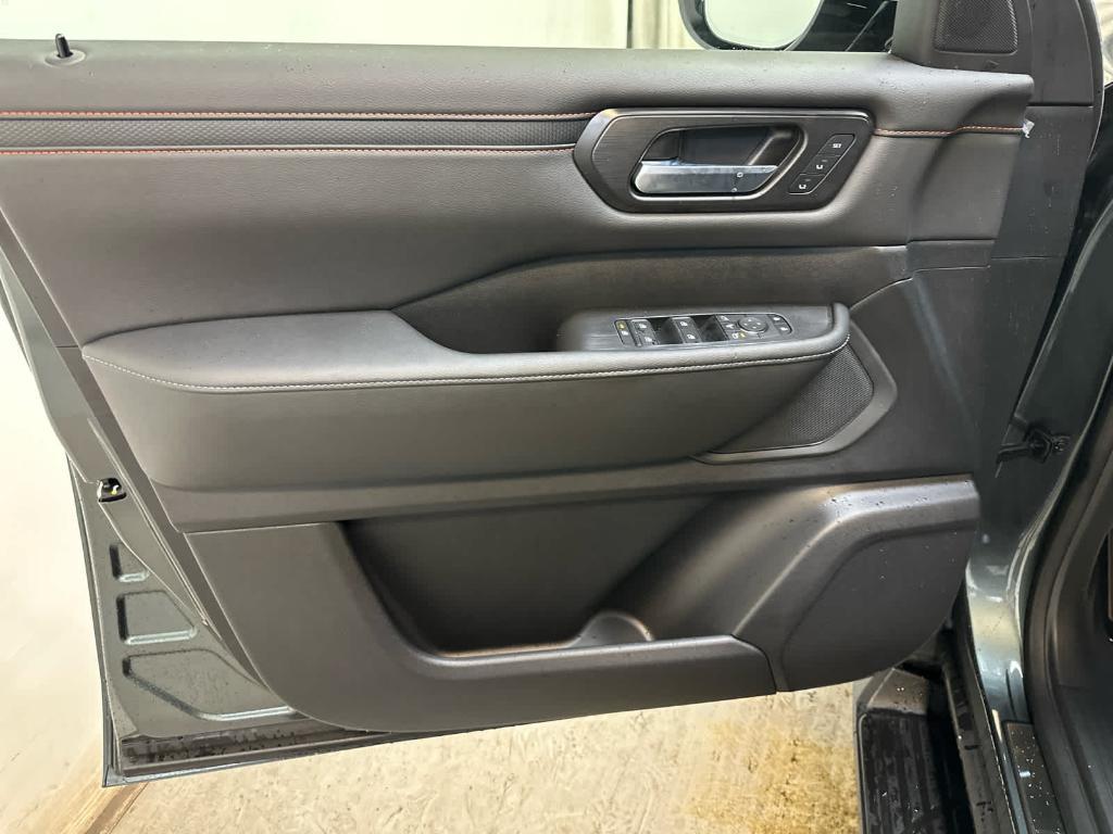 new 2025 Nissan Armada car, priced at $82,165