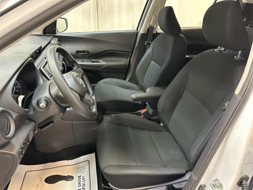 new 2025 Nissan Kicks car, priced at $23,760