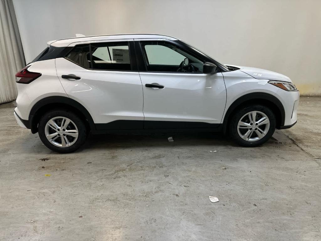 new 2025 Nissan Kicks car, priced at $23,760