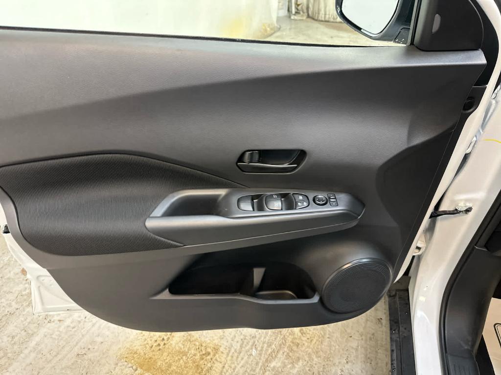 new 2025 Nissan Kicks car, priced at $23,760