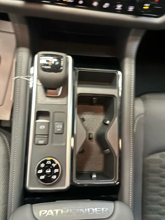 new 2025 Nissan Pathfinder car, priced at $41,467