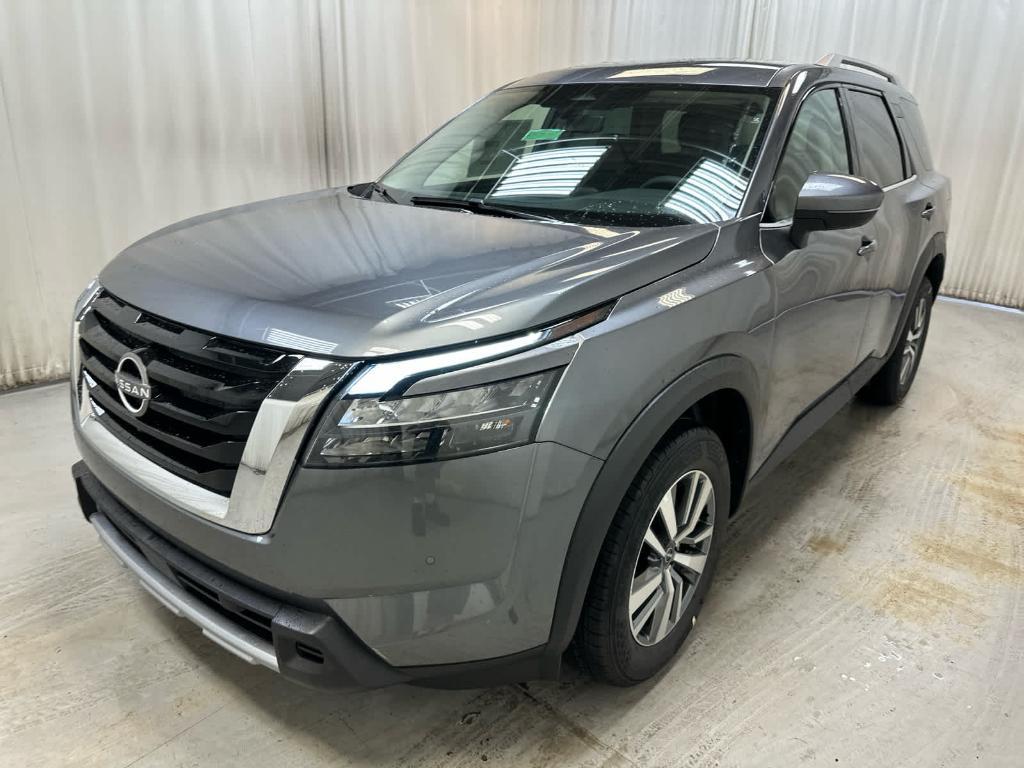 new 2025 Nissan Pathfinder car, priced at $43,316