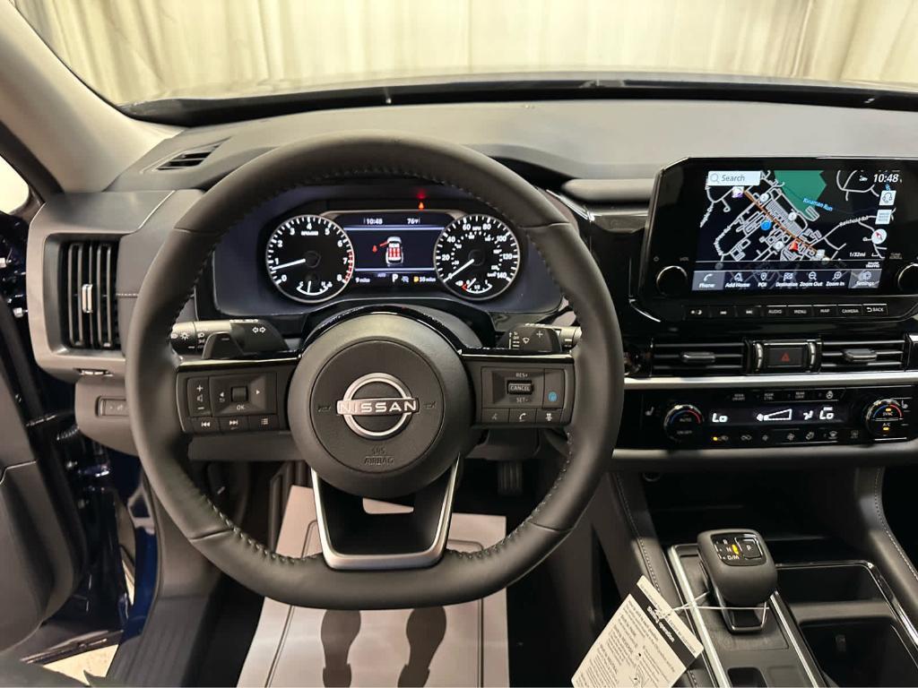 new 2025 Nissan Pathfinder car, priced at $44,404