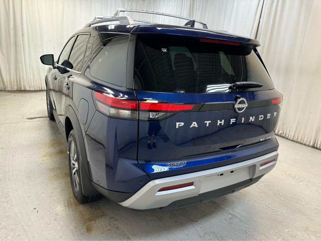 new 2025 Nissan Pathfinder car, priced at $44,404