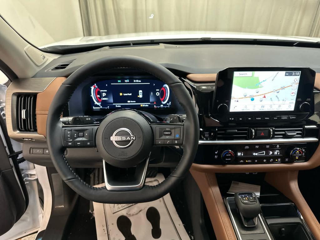 new 2025 Nissan Pathfinder car, priced at $52,286