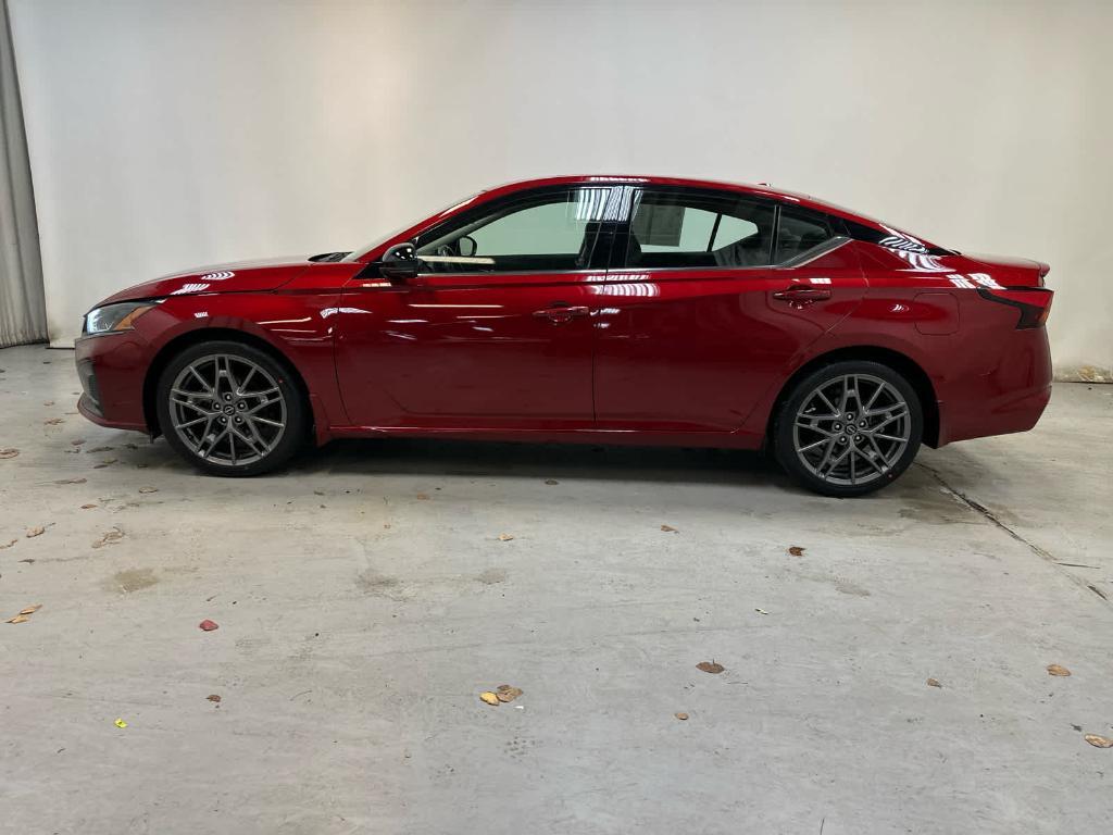 used 2023 Nissan Altima car, priced at $25,488