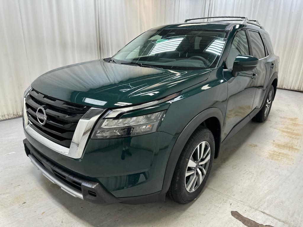 new 2025 Nissan Pathfinder car, priced at $44,086