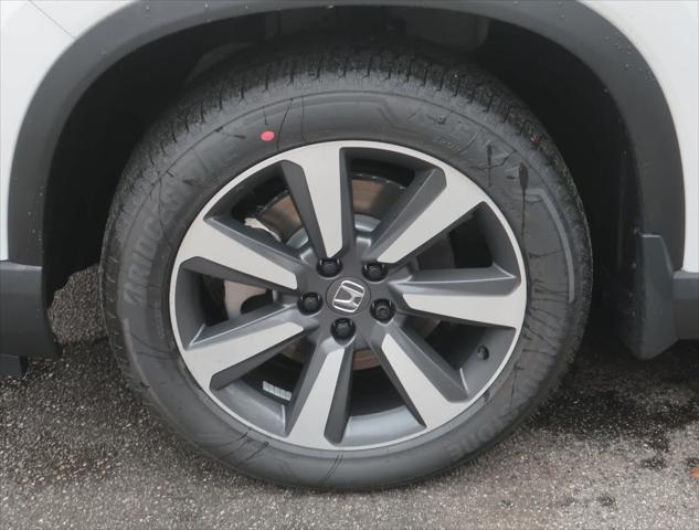 new 2025 Honda Pilot car, priced at $51,505