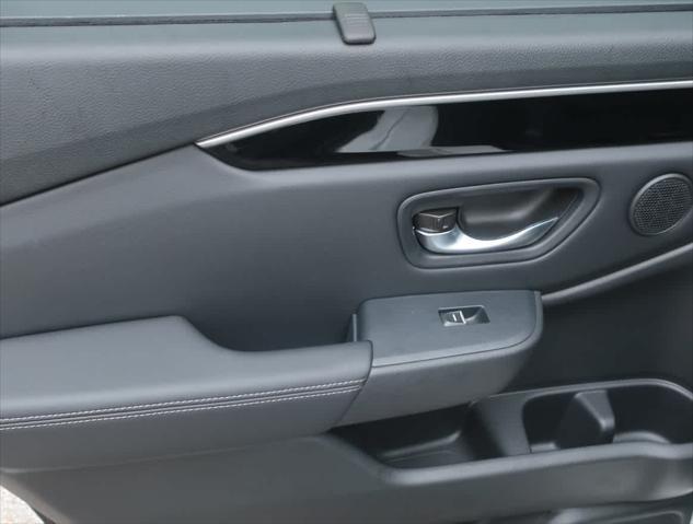 new 2025 Honda Pilot car, priced at $51,505