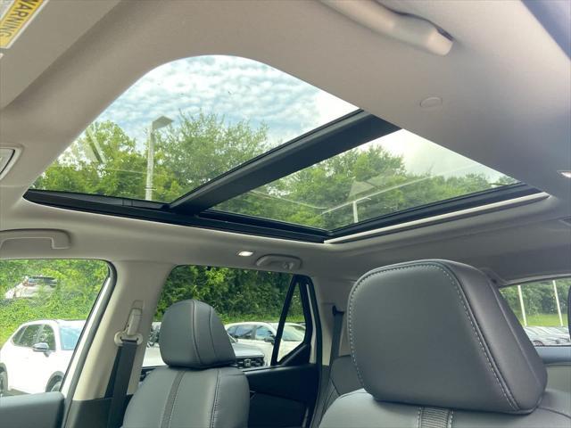 new 2025 Honda Pilot car, priced at $51,505