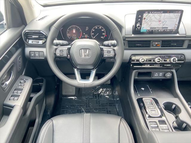 new 2025 Honda Pilot car, priced at $51,505