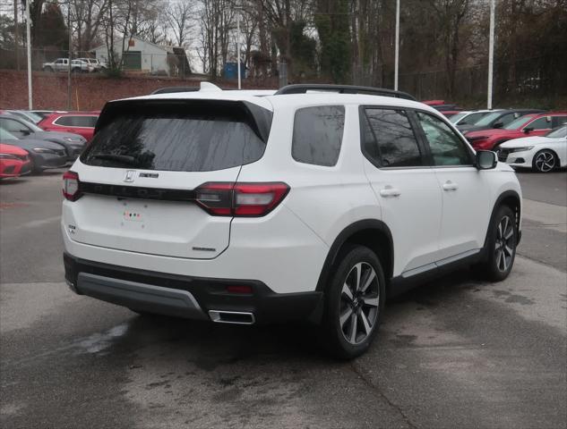 new 2025 Honda Pilot car, priced at $51,505