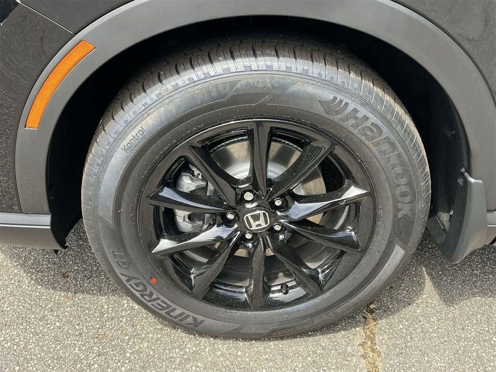 new 2026 Honda CR-V Hybrid car, priced at $37,025