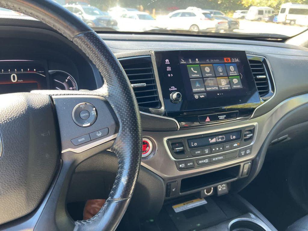 used 2022 Honda Passport car, priced at $30,444