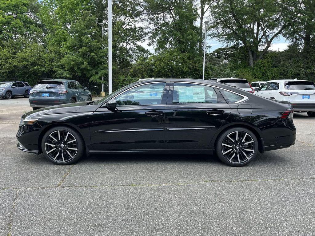 new 2025 Honda Accord Hybrid car, priced at $40,495