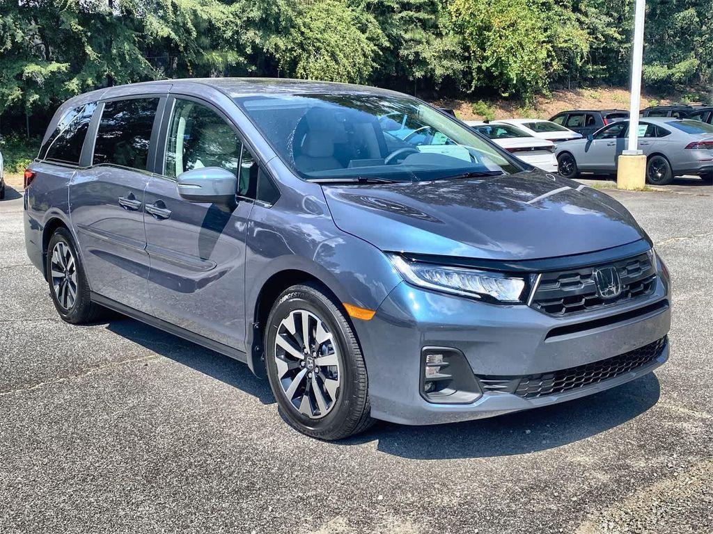 new 2026 Honda Odyssey car, priced at $44,290