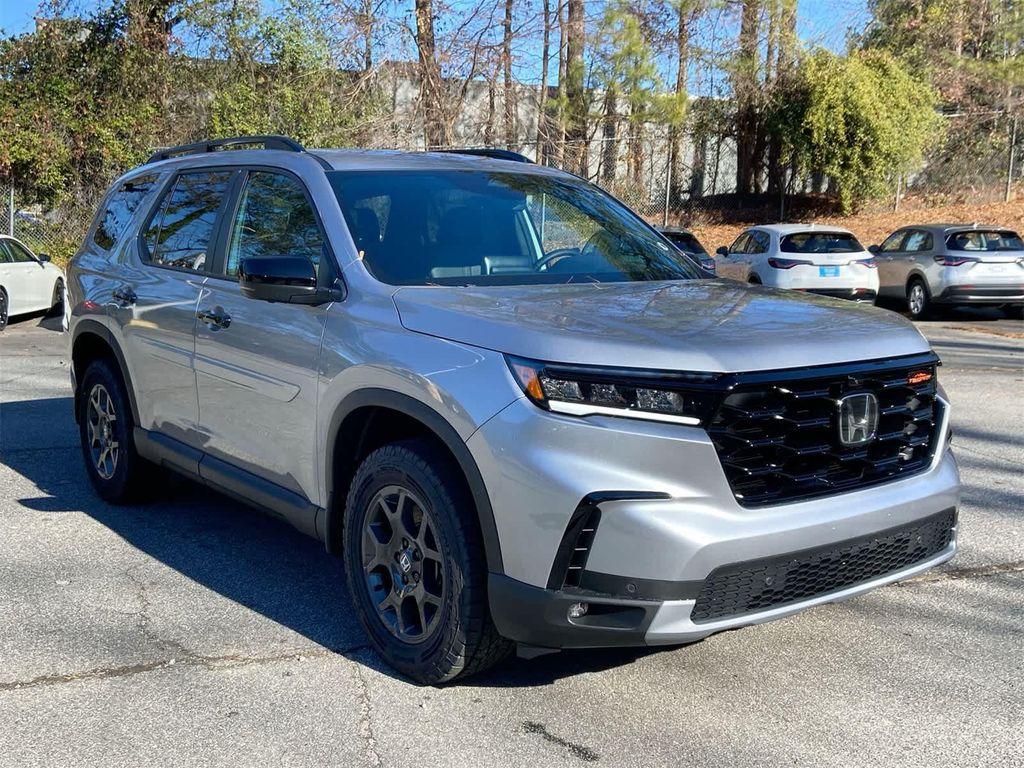 new 2025 Honda Pilot car, priced at $50,895