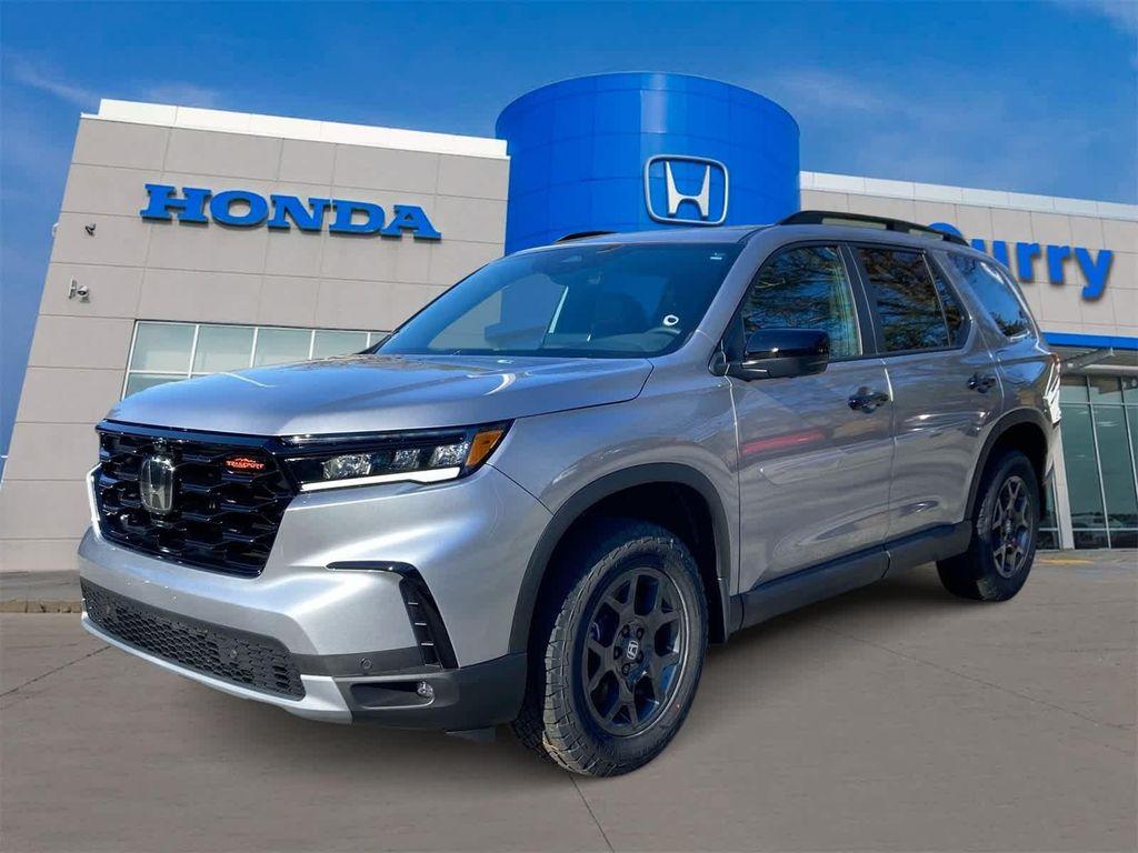 new 2025 Honda Pilot car, priced at $50,895
