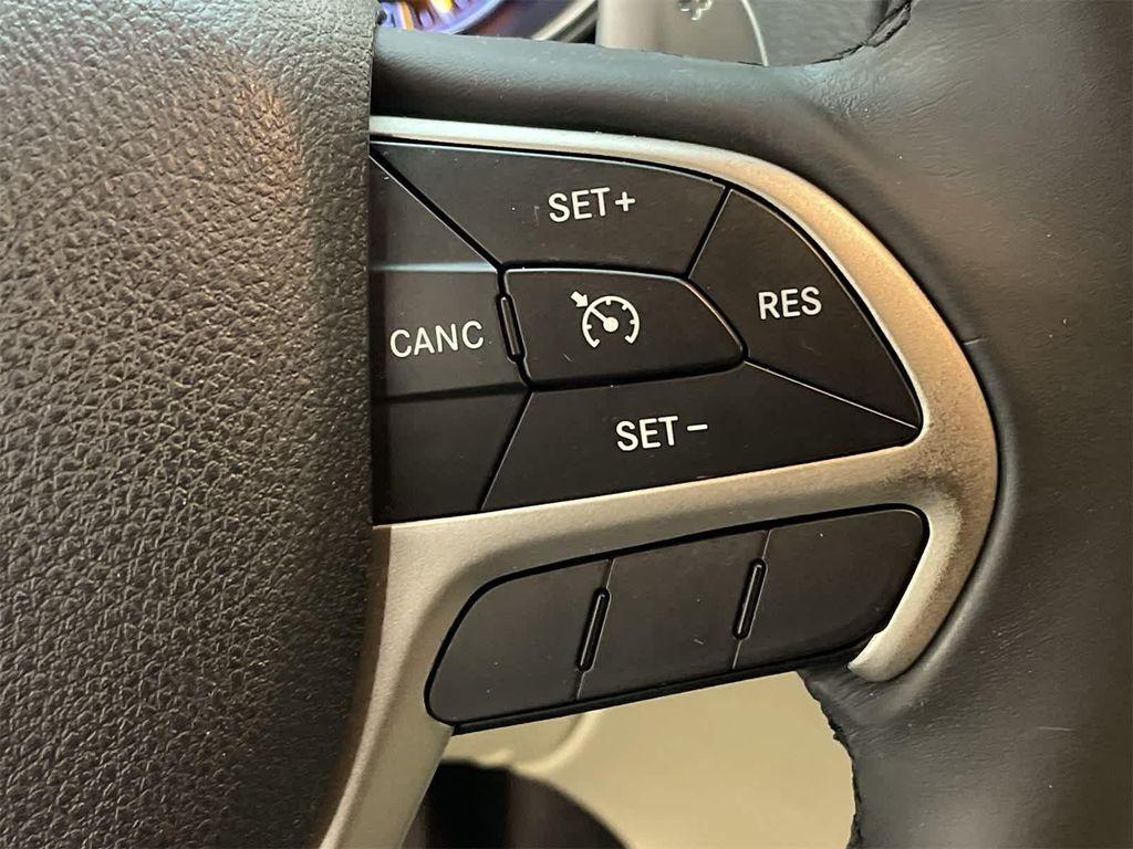 used 2014 Jeep Grand Cherokee car, priced at $11,368