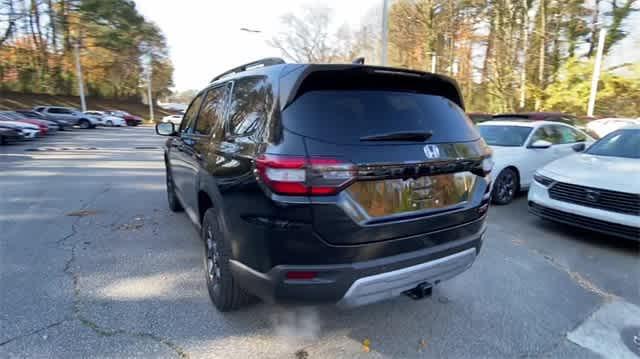 new 2025 Honda Pilot car, priced at $50,795