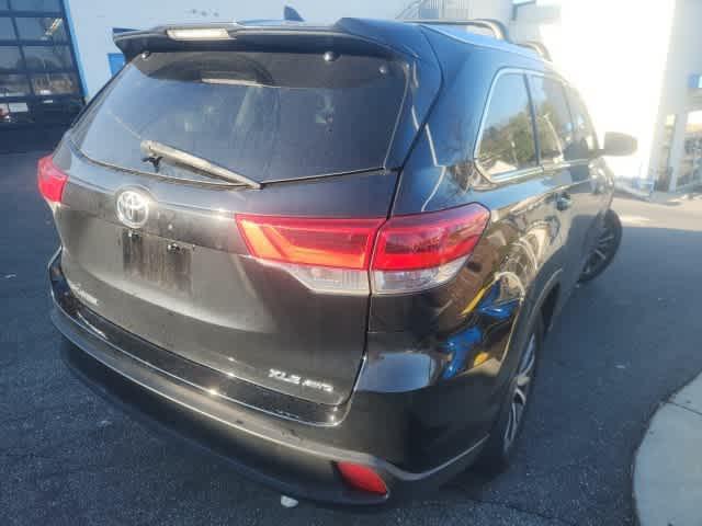 used 2018 Toyota Highlander car, priced at $24,987