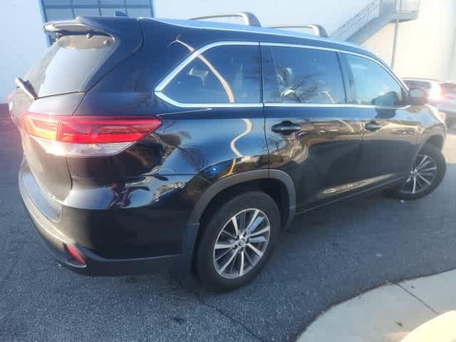 used 2018 Toyota Highlander car, priced at $24,987