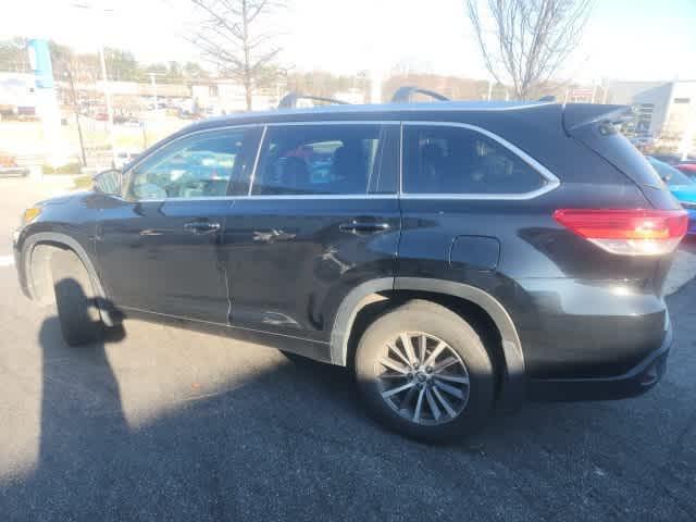 used 2018 Toyota Highlander car, priced at $24,987