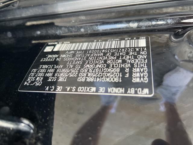 used 2025 Honda HR-V car, priced at $27,139