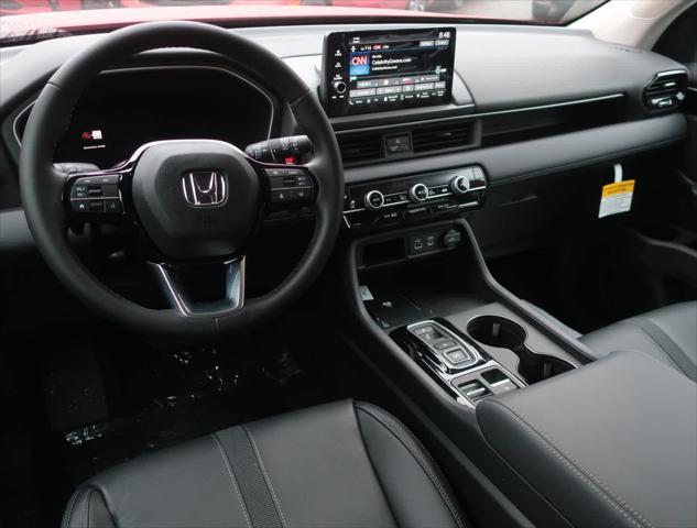 new 2025 Honda Pilot car, priced at $47,050