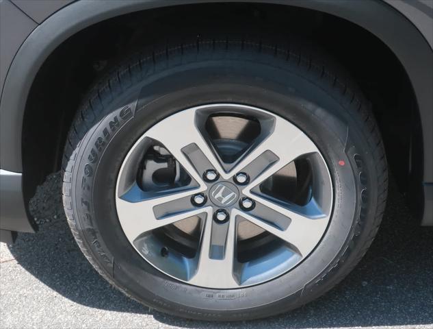 new 2025 Honda Pilot car, priced at $47,050