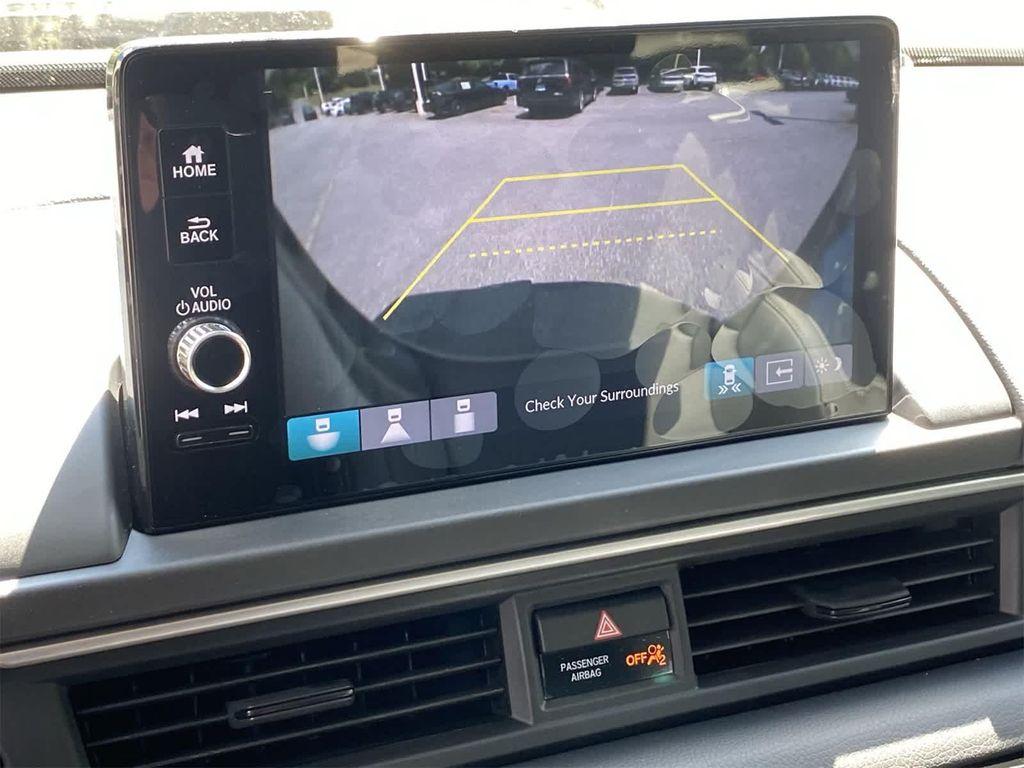 new 2025 Honda Pilot car, priced at $47,050