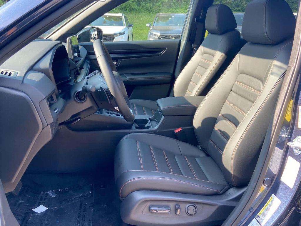 new 2026 Honda CR-V Hybrid car, priced at $40,120